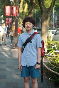 エイコさん - ビルケンシュトック(BIRKENSTOCK)、フライターグ(FREITAG)｜原宿ストリートスナップ - 写真1