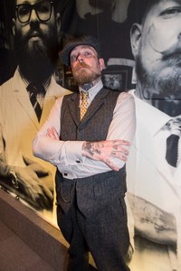 バータスさん｜原宿ストリートスナップ - 写真1