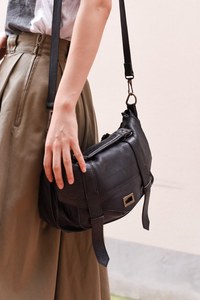 りえさん - アシュリー ウィリアムズ(Ashley Williams)、ケイスリーアンドコー(k3&co.)｜青山・表参道ストリートスナップ - 写真13