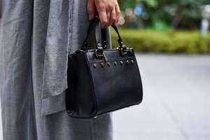 原 涼香さん - ヘインズ(Hanes)、アダム エ ロペ(ADAM ET ROPÉ)｜原宿ストリートスナップ - 写真6