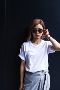 原 涼香さん - ヘインズ(Hanes)、アダム エ ロペ(ADAM ET ROPÉ)｜原宿ストリートスナップ - 写真1