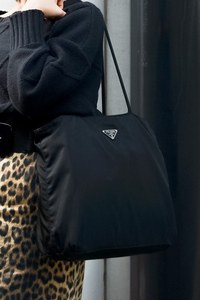 中尾 実香さん - イクミ(IKUMI)、モスキーノ(MOSCHINO)｜原宿ストリートスナップ - 写真6