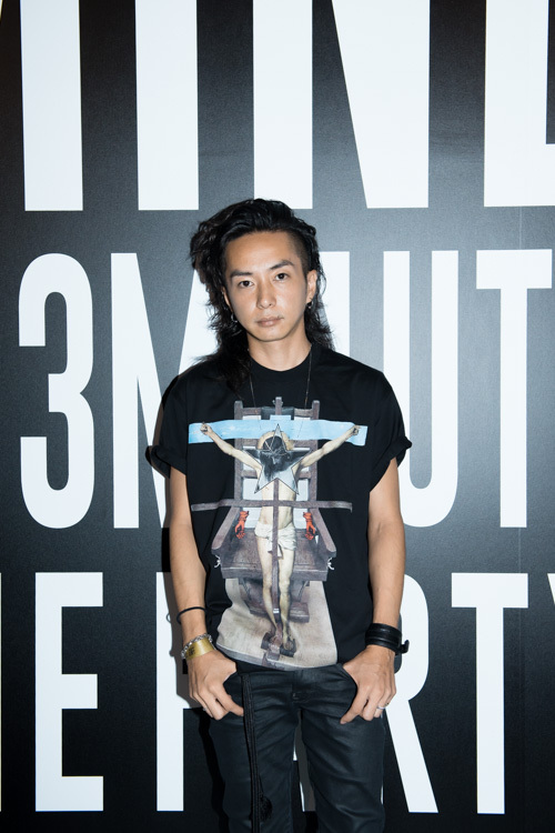 奈良 裕也さん - ジバンシィ(Givenchy)、ドクターマーチン(Dr. Martens)｜その他ストリートスナップ - 写真1