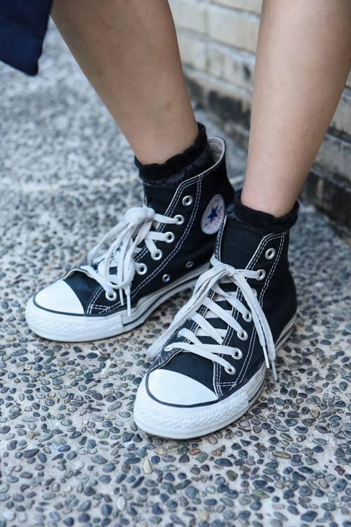 佐藤 里緒菜さん - 古着(ユーズド)(USED)、コンバース(CONVERSE)｜原宿ストリートスナップ - 写真4