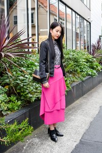 あすさん - マイケル・コース(MICHAEL KORS)、ジーヴィージーヴィー(G.V.G.V.)｜原宿ストリートスナップ - 写真1