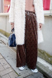 阿久津 友里さん - ダブルクローゼット(w closet)、オゾック(OZOC)｜原宿ストリートスナップ - 写真3