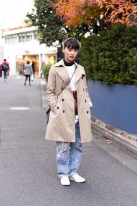 さくらさん - バーバリー(BURBERRY)、ミュウミュウ(MIU MIU)｜青山・表参道ストリートスナップ - 写真1