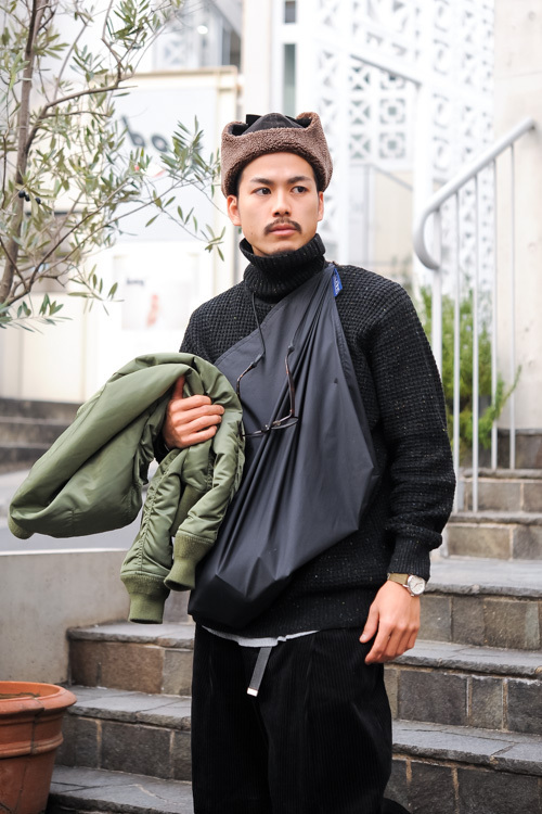 長谷川 将大さん - アルファ インダストリーズ(ALPHA INDUSTRIES)、ビームス(BEAMS)｜青山・表参道ストリートスナップ - 写真2