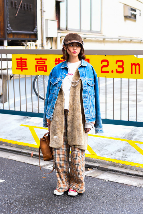 瞳さん - 古着(ユーズド)(USED)、ステューシー(STÜSSY)｜原宿ストリートスナップ - 写真1