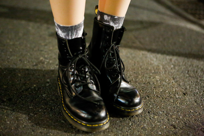 ナナヲ アカリさん - 古着(ユーズド)(USED)、ドクターマーチン(Dr. Martens)｜原宿ストリートスナップ - 写真4