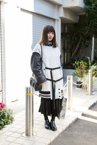 若松 伽名子さん - アウラ(AULA)、ユニクロ(UNIQLO)｜原宿ストリートスナップ - 写真1