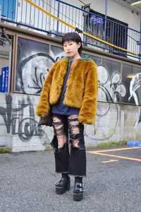 佐々木 樹利阿さん - カウイジャミール(KAWI JAMELE)｜原宿ストリートスナップ - 写真1