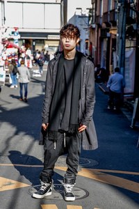 佐藤 孔一さん - リック・オウエンス(Rick Owens)、ワイスリー(Y-3)｜原宿ストリートスナップ - 写真1