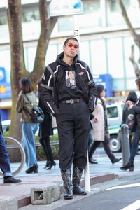 小林 登志也さん - 古着(ユーズド)(USED)、カルバン・クライン(Calvin Klein)｜原宿ストリートスナップ - 写真1