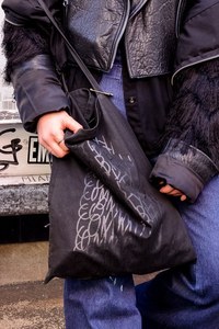 尾又 絵里菜さん - エムエム6 メゾン マルジェラ(MM6 Maison Margiela)、ザラ(ZARA)｜原宿ストリートスナップ - 写真5