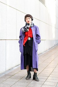 近藤 真里愛さん - 古着(ユーズド)(USED)、コム デ ギャルソン(COMME des GARÇONS)｜青山・表参道ストリートスナップ - 写真1