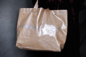 老月 ミカさん - ヨウジヤマモト(Yohji Yamamoto)、マルニ(MARNI)｜原宿ストリートスナップ - 写真6