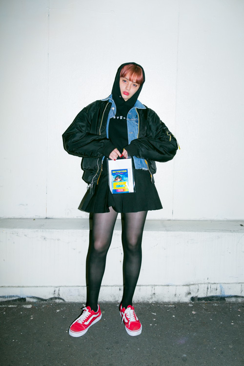 藤田 エミリ / ケイトさん - ステューシーウィメン(STÜSSY WOMEN)、ヴァンズ(Vans)｜原宿ストリートスナップ - 写真5