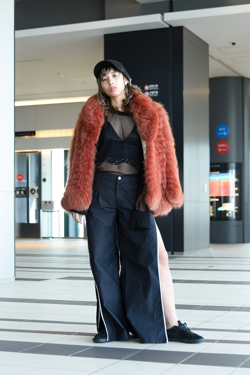 チャベス 愛さん - ヴィンテージ(vintage)、ザラ(ZARA)｜渋谷ストリートスナップ1