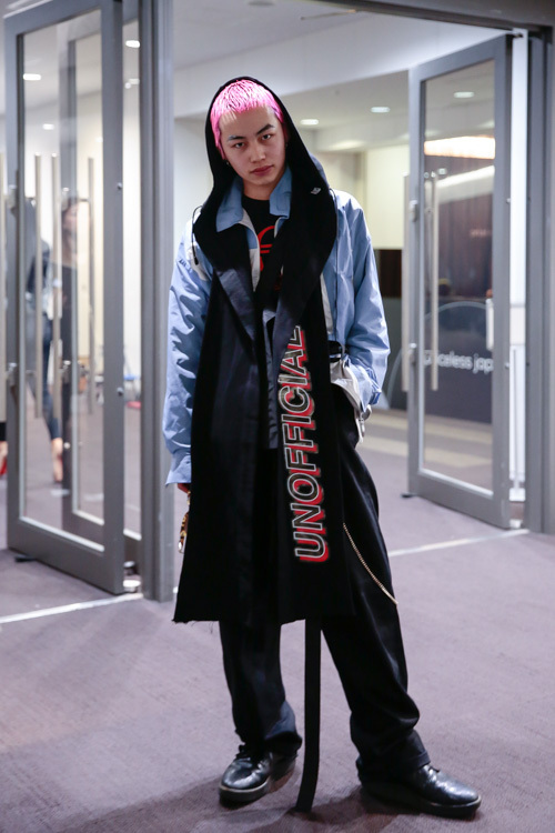 高橋 侃さん - バレンシアガ(BALENCIAGA)、ゴーシャ ラブチンスキー(Gosha Rubchinskiy)｜渋谷ストリートスナップ - 写真1