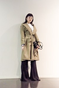 コバヤシ チスズさん - ワイズ(Y's)、ダックス(DAKS)｜渋谷ストリートスナップ - 写真1