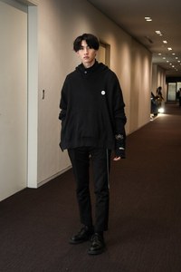 井上 樹さん - 古着(ユーズド)(USED)、ヴァレンティノ(VALENTINO)｜渋谷ストリートスナップ - 写真1