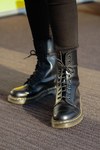 西本 有希さん - ザラ(ZARA)、ドクターマーチン(Dr. Martens)｜渋谷ストリートスナップ3