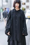 徳田 萌乃さん - クジャク(kujaku)、ヨウジヤマモト(Yohji Yamamoto)｜原宿ストリートスナップ3