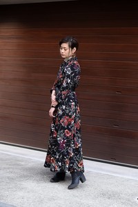 桑原 沙耶さん - ザラ(ZARA)、セリーヌ(CELINE)｜原宿ストリートスナップ - 写真8