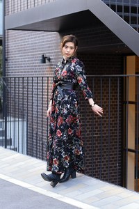 桑原 沙耶さん - ザラ(ZARA)、セリーヌ(CELINE)｜原宿ストリートスナップ - 写真1