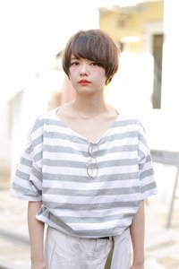 山本 若奈さん - ニコアンド(niko and ...)、古着(ユーズド)(USED)｜原宿ストリートスナップ - 写真2