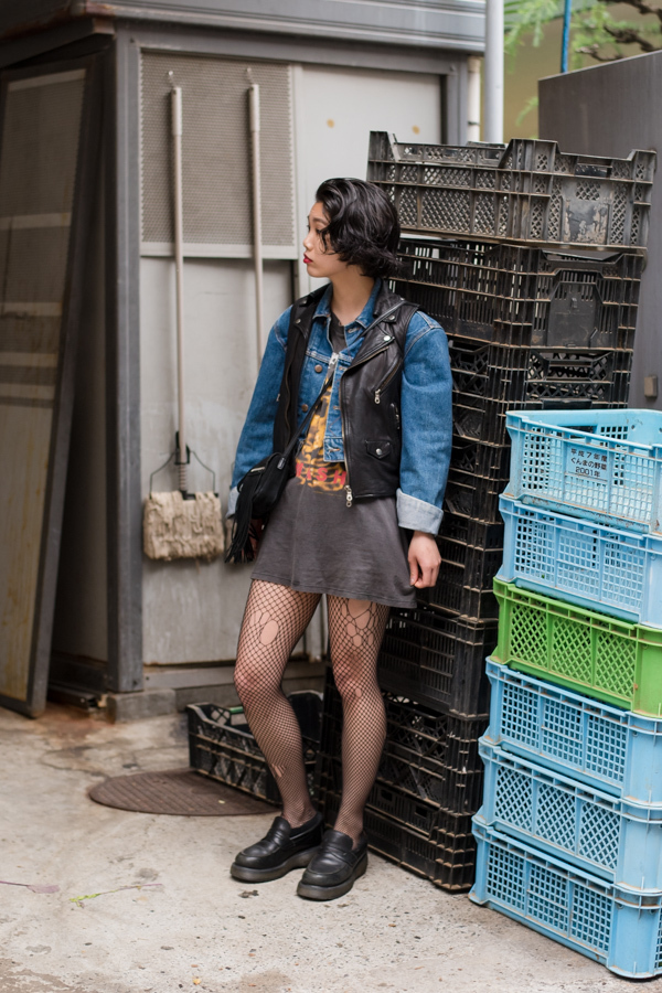 宮古 瑠奈さん - 古着(ユーズド)(USED)、ドクターマーチン(Dr. Martens)｜原宿ストリートスナップ - 写真1