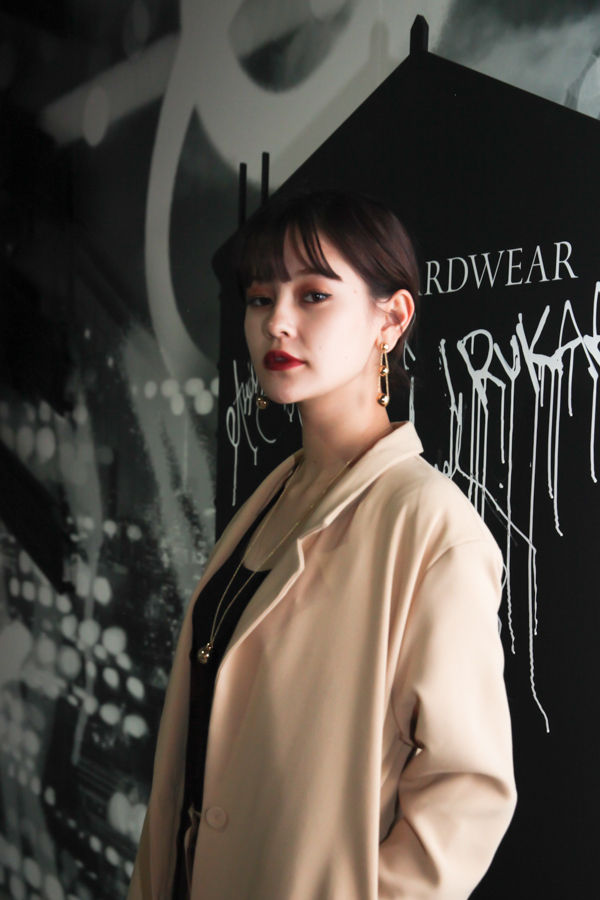 エマさん - ロエベ(LOEWE)｜その他ストリートスナップ3