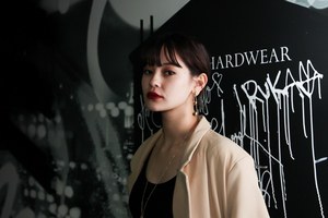 エマさん - ロエベ(LOEWE)｜その他ストリートスナップ - 写真4