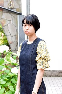 奥村 彩花さん - ダブルクローゼット(w closet)、ビューティフルピープル(beautiful people)｜原宿ストリートスナップ - 写真2