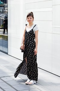 西野 睦代さん - アメリカンイーグル アウトフィッターズ(AMERICAN EAGLE OUTFITTERS)、リーボック(Reebok)｜原宿ストリートスナップ - 写真1