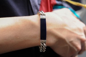 居川 博登さん - コス(COS)、イッセイ ミヤケ メン(ISSEY MIYAKE MEN)｜原宿ストリートスナップ - 写真8