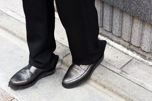 中原 一馬さん - オールモストブラック(ALMOSTBLACK)、メゾン マルタン マルジェラ(Maison Martin Margiela)｜原宿ストリートスナップ - 写真6