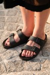 戸塚 咲夏さん - ヴィンテージ(vintage)、ビルケンシュトック(BIRKENSTOCK)｜原宿ストリートスナップ5