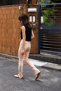 菅原 唯さん - 古着(ユーズド)(USED)、ステラ マッカートニー(STELLA McCARTNEY)｜原宿ストリートスナップ - 写真3