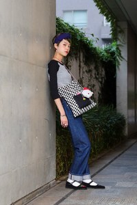 岸本 梨佳さん - エイチ＆エム(H&M)、アー・ペー・セー(A.P.C.)｜原宿ストリートスナップ - 写真1