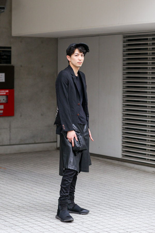 濱田 文瑠さん - コム デ ギャルソン(COMME des GARÇONS)、ワイスリー(Y-3)｜原宿ストリートスナップ - 写真1