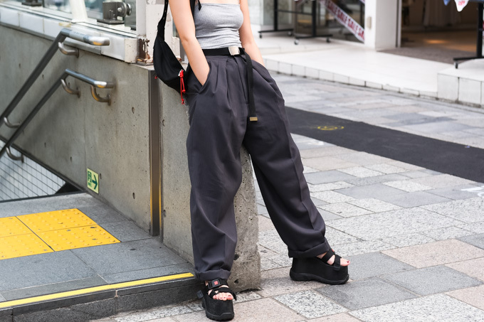 知念 佳奈さん - フォーエバー21(FOREVER21)、古着(ユーズド)(USED)｜原宿ストリートスナップ - 写真7