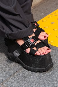 知念 佳奈さん - フォーエバー21(FOREVER21)、古着(ユーズド)(USED)｜原宿ストリートスナップ - 写真8