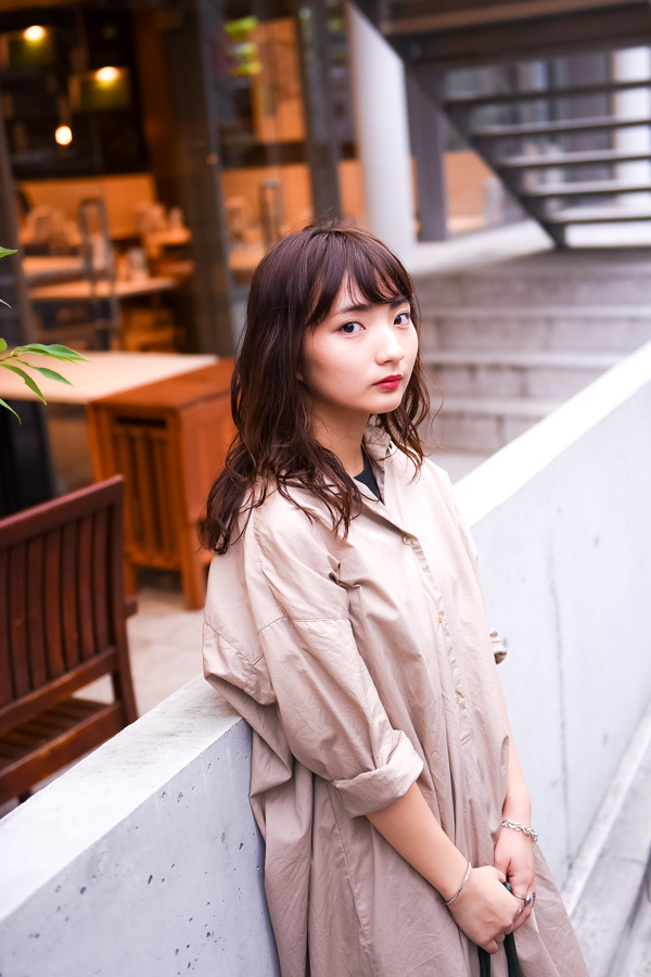 吉田 愛美さん - アーバンリサーチ ドアーズ(URBAN RESEARCH DOORS)、リーバイス(Levi's)｜原宿ストリートスナップ - 写真1