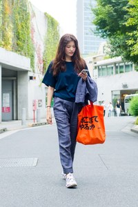 ベ ジファンさん - シュプリーム(Supreme)、ヴェトモン(VETEMENTS)｜青山・表参道ストリートスナップ - 写真1