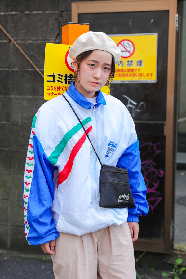 山本 晴美さん - 古着(ユーズド)(USED)、ヴァンズ(VANS)｜原宿ストリートスナップ - 写真2