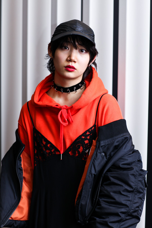 松川 真梨子さん - チープマンデイ(Cheap Monday)、ドレスドアンドレスド(DRESSEDUNDRESSED)｜渋谷ストリートスナップ - 写真5