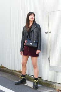 山際 ほのかさん - ザラ(ZARA)、ドクターマーチン(Dr. Martens)｜渋谷ストリートスナップ - 写真1