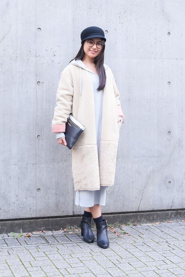 マハルさん - ザラ(ZARA)、チャンピオン(Champion)｜青山・表参道ストリートスナップ4